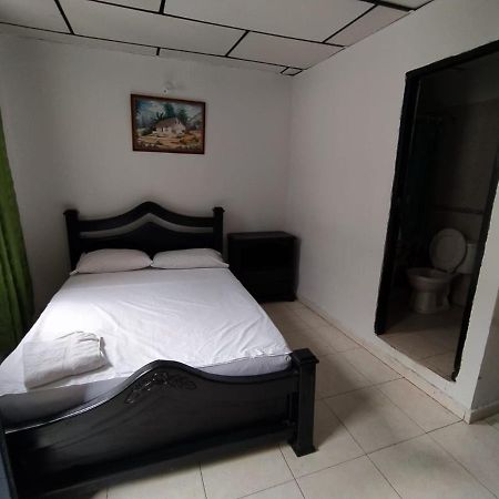 Hotel Andalucia Inn Santa Marta  Buitenkant foto