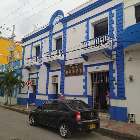 Hotel Andalucia Inn Santa Marta  Buitenkant foto