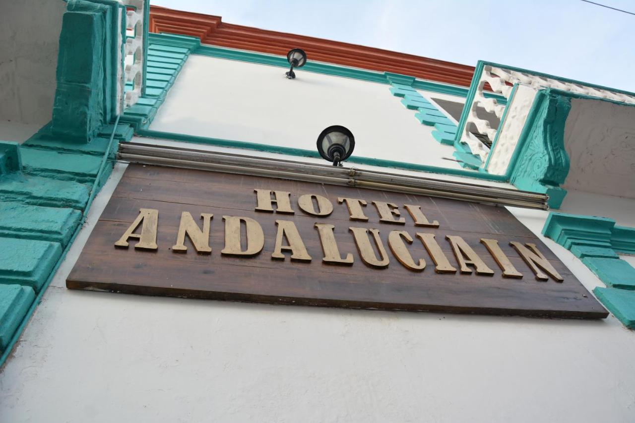 Hotel Andalucia Inn Santa Marta  Buitenkant foto