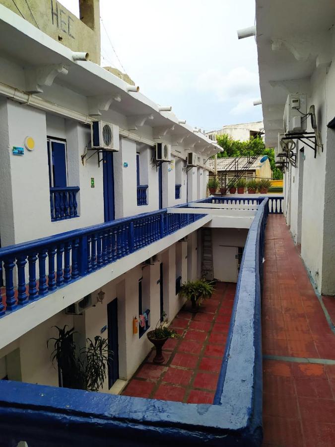 Hotel Andalucia Inn Santa Marta  Buitenkant foto